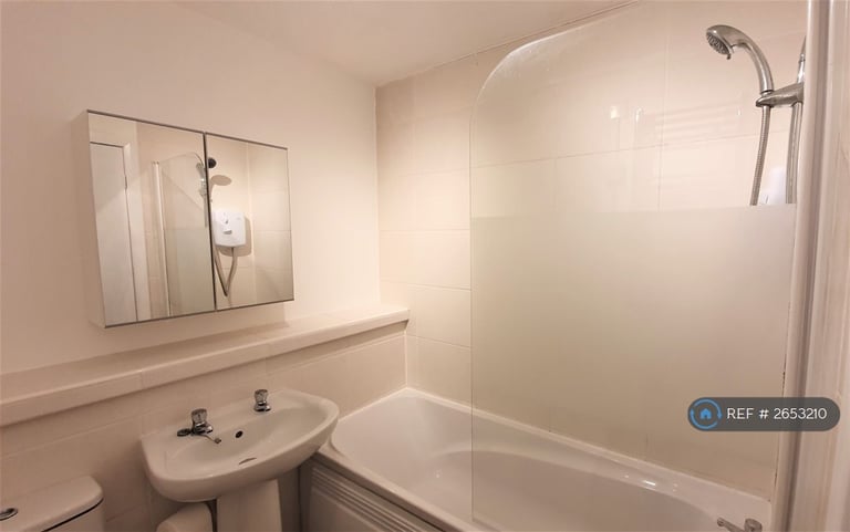 1 bedroom flat in Anson Street, Glasgow, G40 (1 bed) (#2653210)