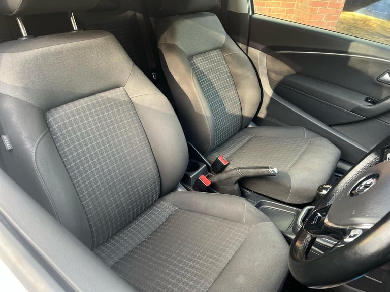 2015 Volkswagen Polo 1.0 BlueMotion Tech SE Euro 6 (s/s) 3dr HATCHBACK Petrol Manual