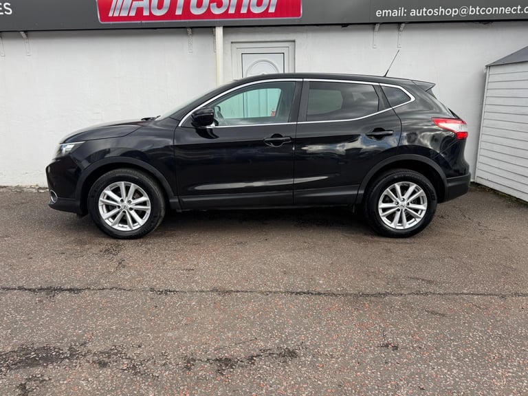 2015 Nissan Qashqai 1.5 dCi Acenta+ 2WD Euro 5 (s/s) 5dr HATCHBACK Diesel Manual