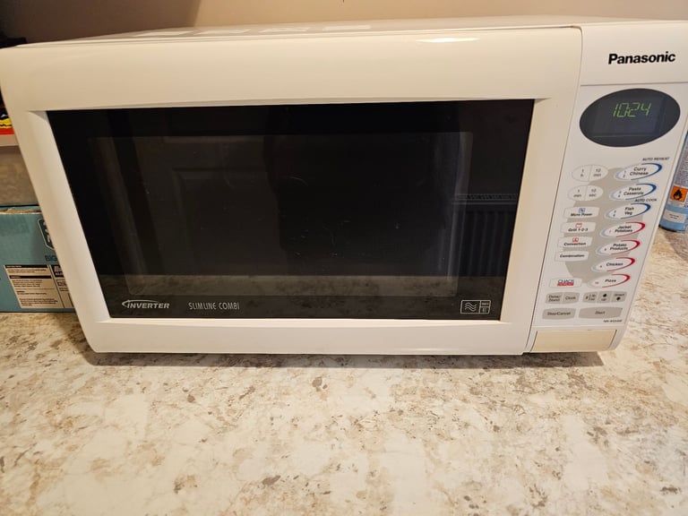 image for Panasonic NN-A554W 27 litre 1000 watt Digital Combination Microwave Oven 