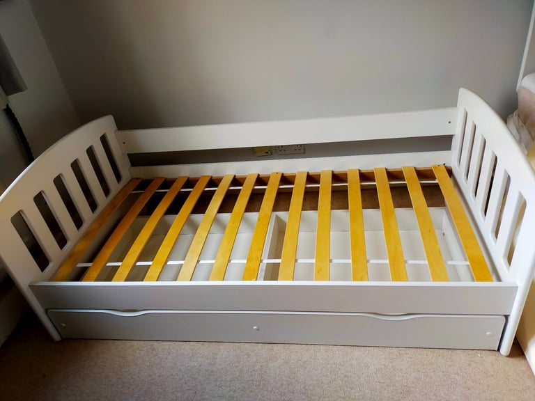 Child's bed