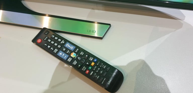 Samsung 48” 4K smart tv