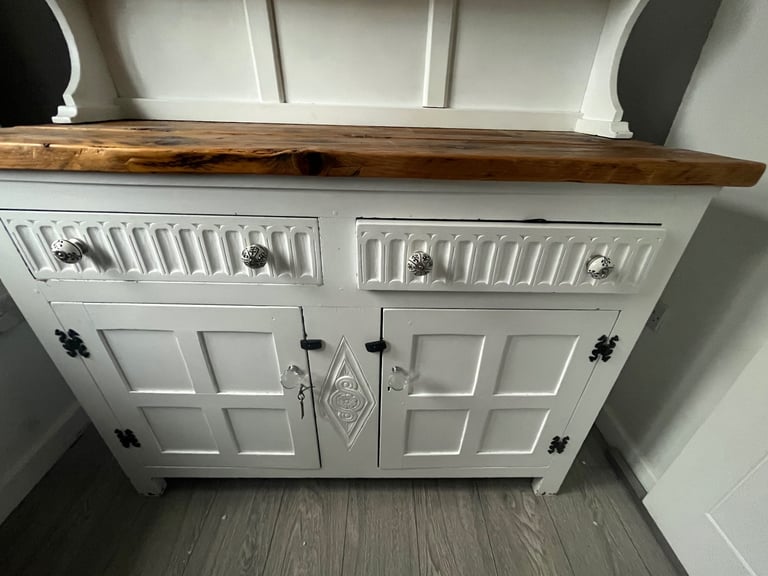 Welsh Dresser