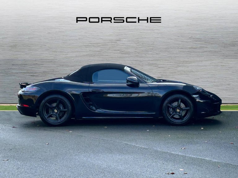 2017 Porsche Boxster 2.0 2dr CONVERTIBLE PETROL Manual