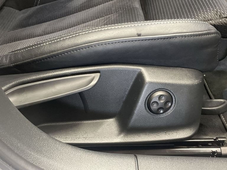 2020 70 AUDI A4 AVANT 2.0 TFSI 35 BLACK EDITION ESTATE 5DR PETROL S TRONIC EURO 