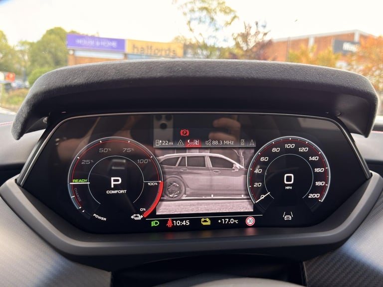 2023 Audi RS e-tron GT 93.4kWh Carbon Vorsprung Saloon 4dr Electric Auto quattro (598 ps) COUPE E...