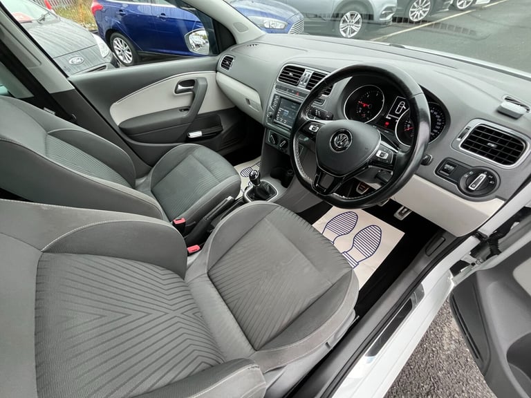 2015 Volkswagen Polo 1.4 TDI SE Design 5dr HATCHBACK Diesel Manual