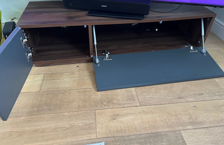 TV cabinet 