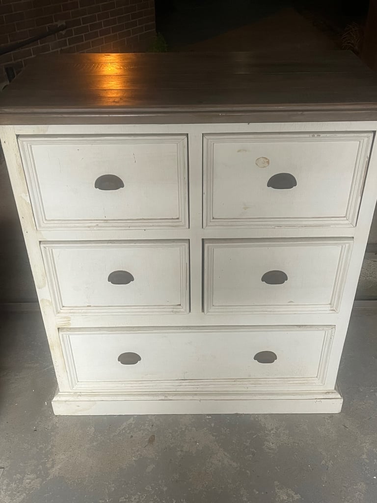 image for Carisbrooke 5 Drawer Chest
