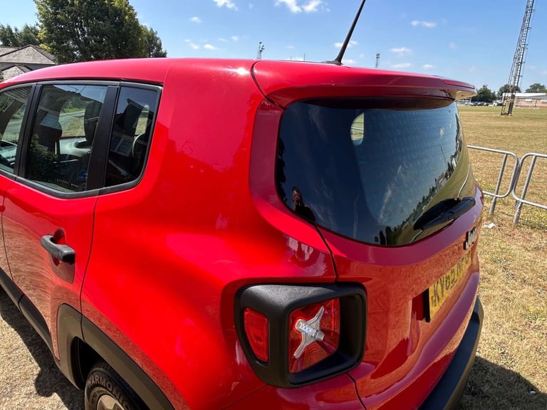 2015 Jeep Renegade 1.6 E-torQ Sport 5dr ESTATE PETROL Manual