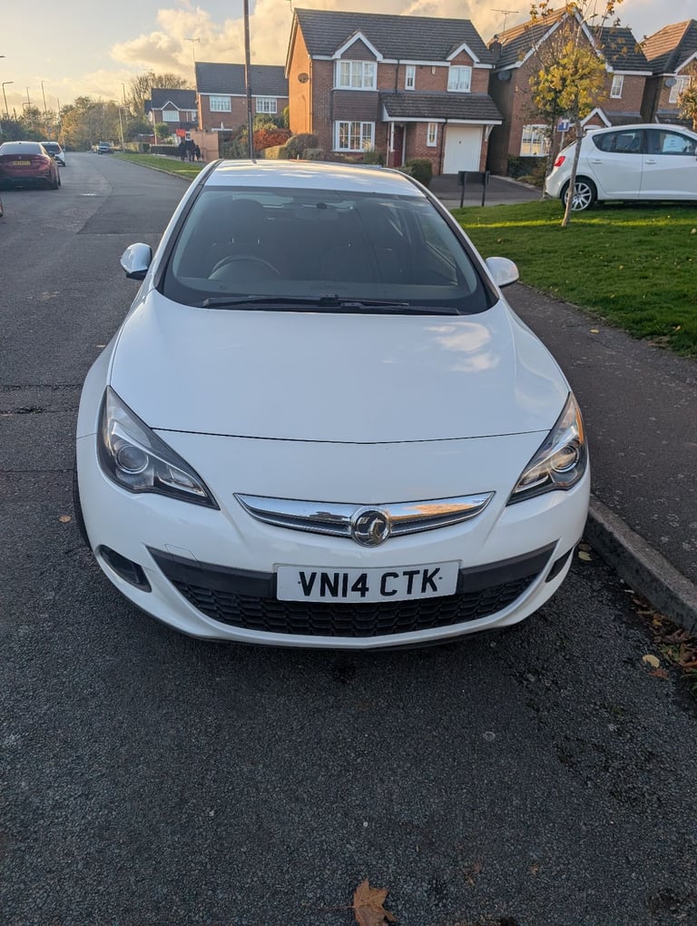 Vauxhall, ASTRA GTC, Hatchback, 2014, Manual, 1686 (cc), 3 doors