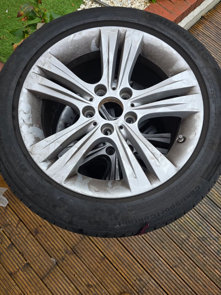 BMW alloy wheels 17" with tyres bargain