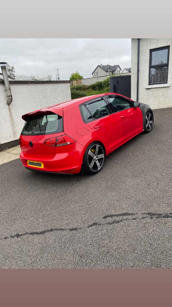 2015 Volkswagen Golf Match *Damage Repairable*