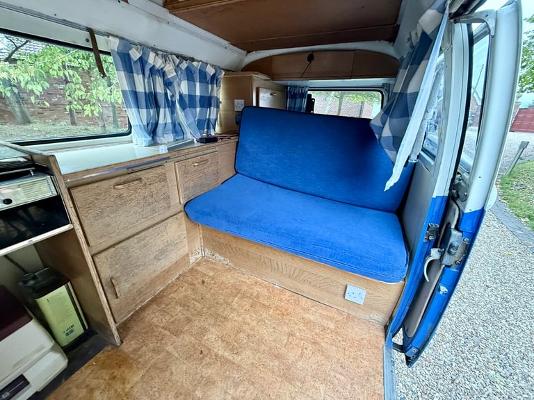 1975 Volkswagen MOTOR CARAVAN 1.6 Campervan Motor Caravan PETROL Manual