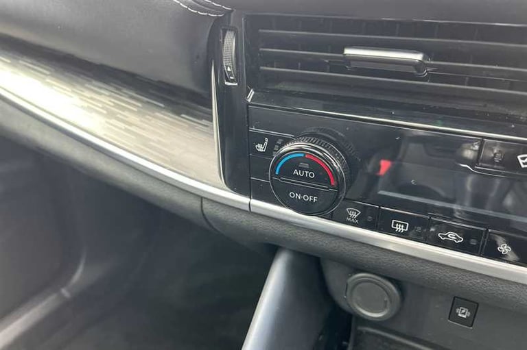 2022 Nissan Qashqai 1.3 DIG-T MH TEKNA 5DR Hatchback Petrol Manual