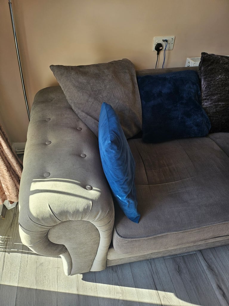 3 seater 2 seater sofa 