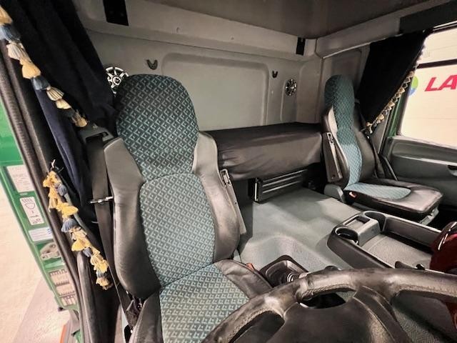 Foden Alpha 250 Sleeper Cab Curtainsider Manual
