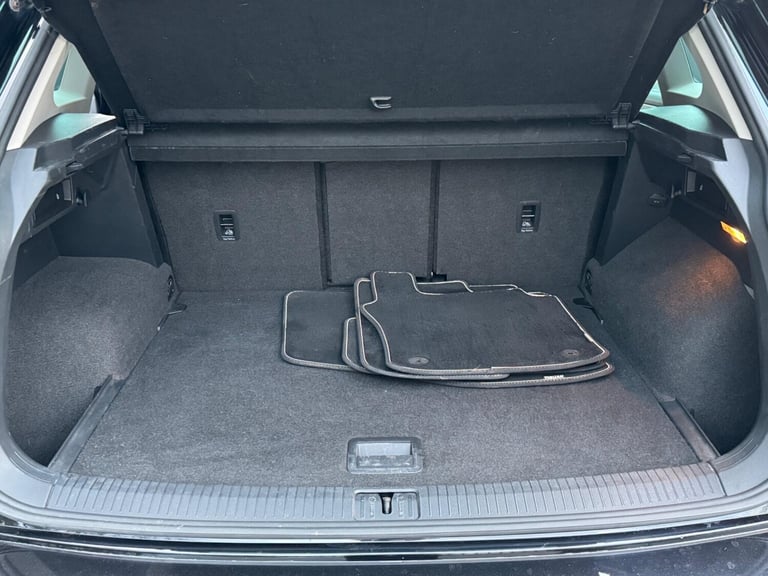 2017 Volkswagen Tiguan 2.0 TDI SE Navigation DSG Euro 6 (s/s) 5dr ESTATE Diesel Automatic