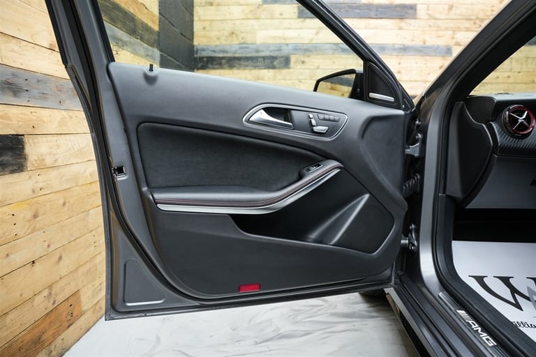 2015 Mercedes-Benz AMG A 45 4MATIC PREMIUM Hatchback Petrol Automatic