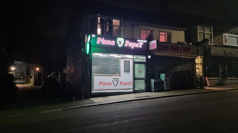 Pizza Shop for Sale in Finchely