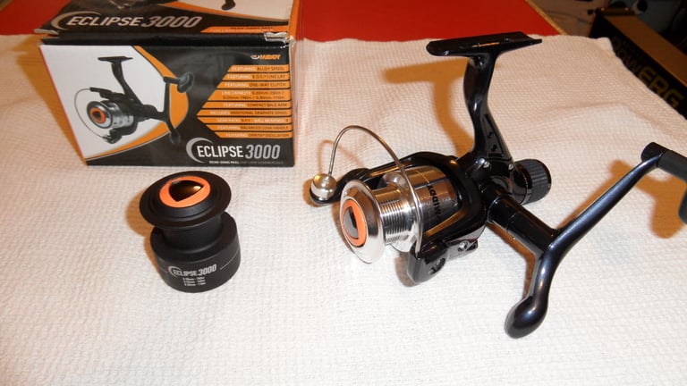 Fixed spool reels for Sale