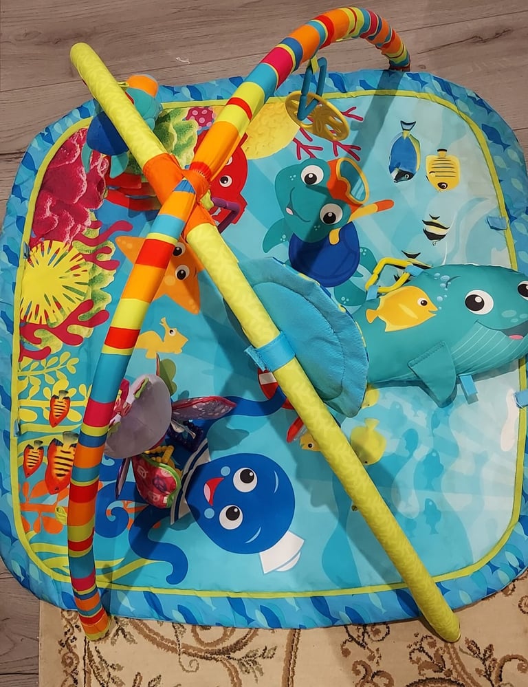 Baby playmat
