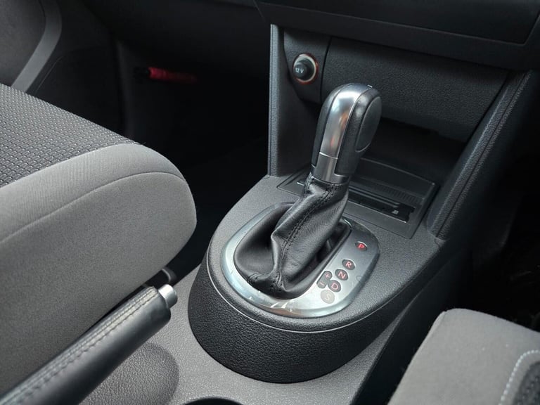 2012 Volkswagen Touran 1.4 TSI BlueMotion Tech SEL DSG Euro 6 (s/s) 5dr MPV Petrol Automatic