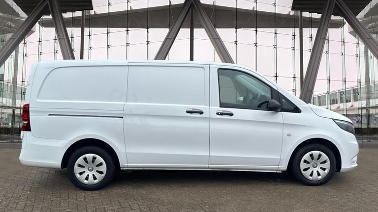 2021 Mercedes-Benz Vito 110CDI Progressive Panel Van FWD L2 Eu6 102 PANEL VAN Diesel Manual