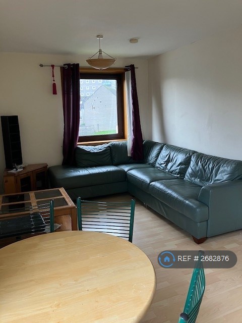 2 bedroom flat in Oldcroft Place, Aberdeen, AB16 (2 bed) (#2682876)