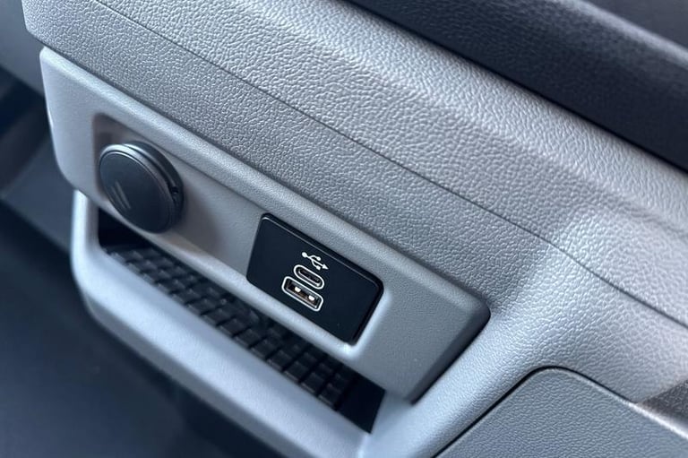 2024 Ford E-Transit 320 Limited AUTO L1 SWB RWD 100kW 65kWh Low Roof, DEMO, 17inch CARBONISED A P...