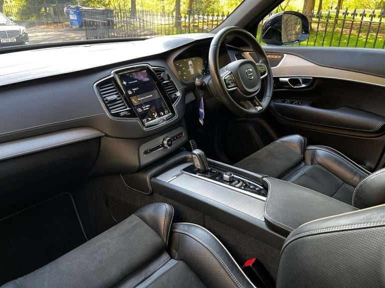 2019 Volvo XC90 2.0 B5D [235] R DESIGN Pro 5dr AWD Geartronic ESTATE DIESEL Automatic