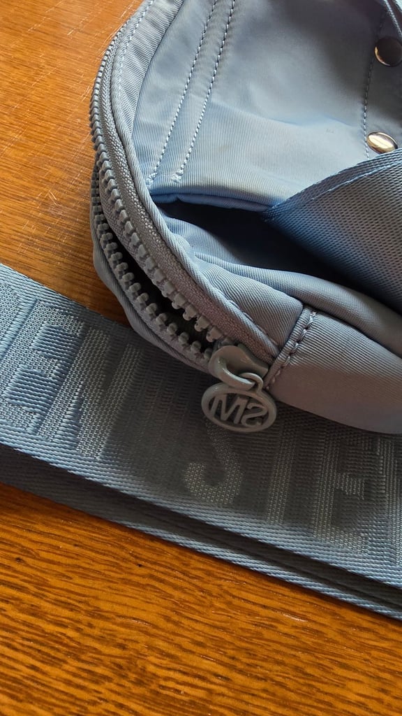 Steve Madden™️ Belt bag interchangeable strap and wristlet with pouches