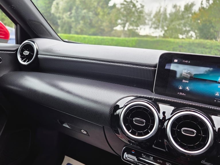 2019 Mercedes-Benz A-Class 1.5 A180d Sport (Executive) 7G-DCT Euro 6 (s/s) 5dr HATCHBACK Diesel A...