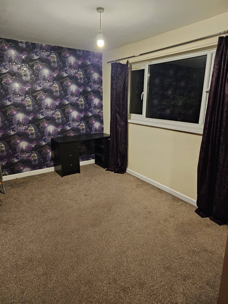 3 bedroom property located in Dudley