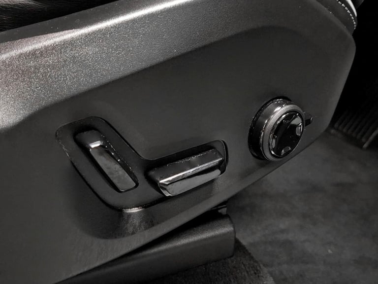 2020 Volvo XC90 R-Design T8 Twin Engine AWD ESTATE Petrol/Electric Hybrid Automatic