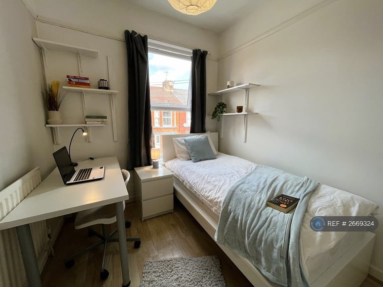 3 bedroom house in Brookdale Road, Liverpool, L15 (3 bed) (#2669324)