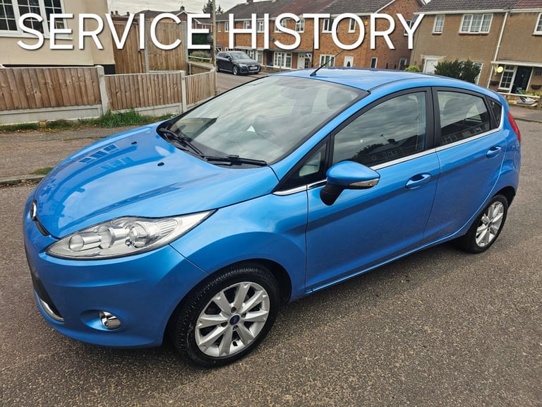 fiesta 1.4 zetec 2key SERV HIS NEW CLUTCH AN CAMBELT DRIVES PERFECT IMMACULATE 