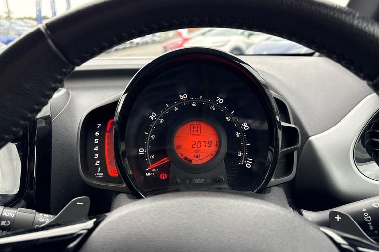 2021 Toyota AYGO 1.0 VVT-i X-Trend TSS 5dr x-shift Hatchback Petrol Automatic