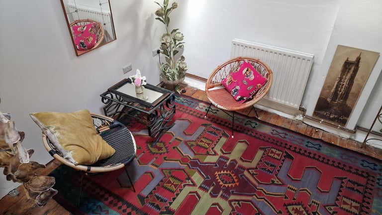 Office Studio Space with mezzanine £700 p/m work only - Available immediately 