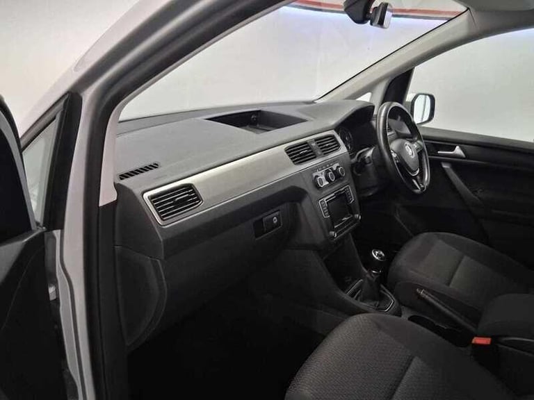 2019 Volkswagen Caddy 2.0 TDi C20 Maxi 5 Seats 5dr WAV MPV Diesel Manual