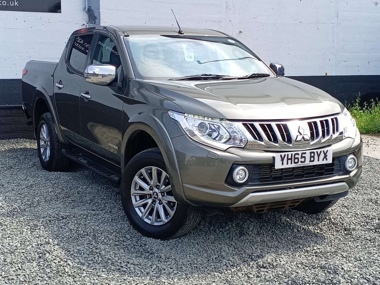 2015 Mitsubishi L200 2.4 L200 Warrior Double Cab DI-D 4WD 5dr Pickup Diesel Manual