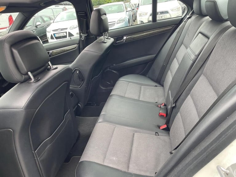 2011 MERCEDES C CLASS C220 CDI SPORT + PAN ROOF + LOW MILES + ALLOYS * 