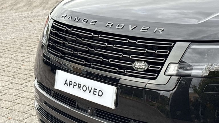 2023 Land Rover Range Rover 3.0 D300 SE 4dr Auto SUV Diesel Automatic