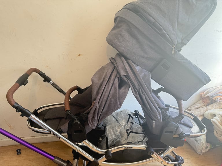Twin pram 