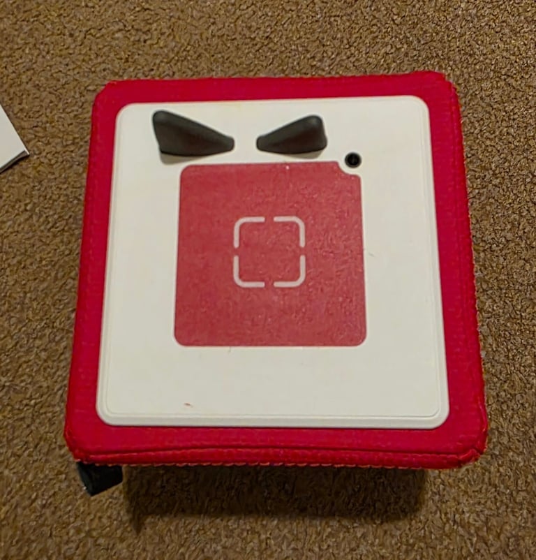 image for Red Toni Box with 5 extra characters