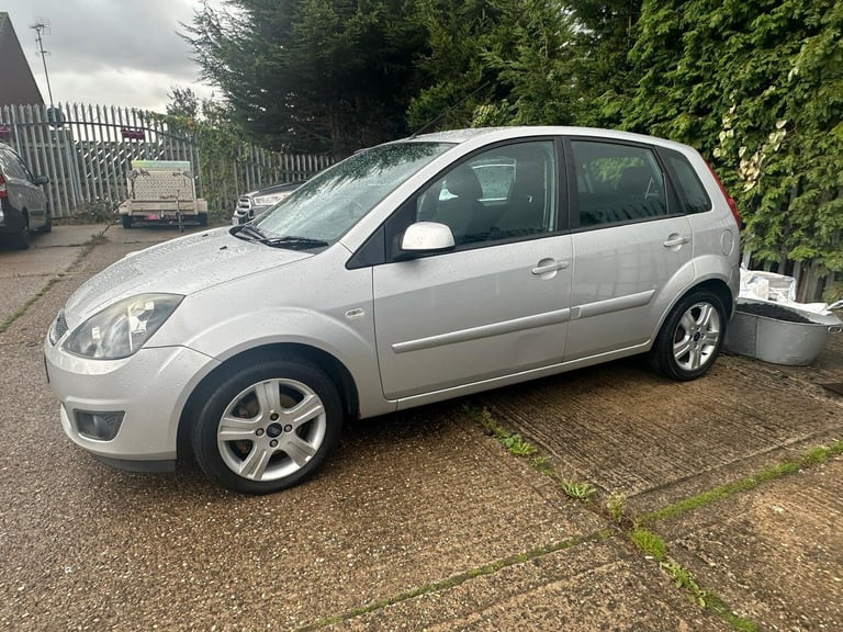 Ford Fiesta 1.4 Zetec Climate 5dr Petrol Manual - Image 7
