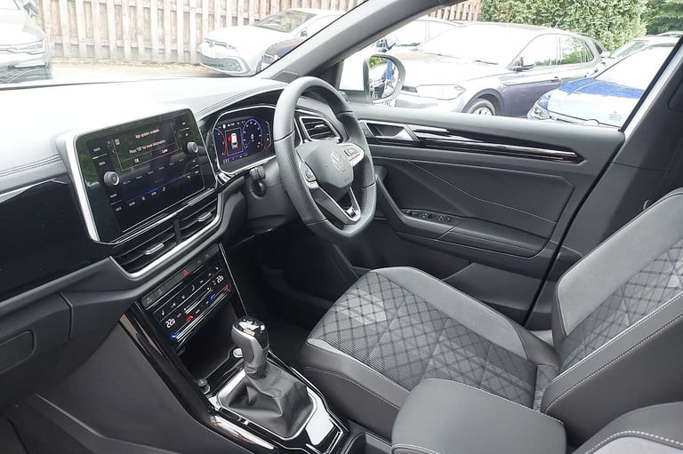 2025 Volkswagen T-Roc 2.0 TDI 150 EVO R-Line 5dr DSG HATCHBACK DIESEL Automatic