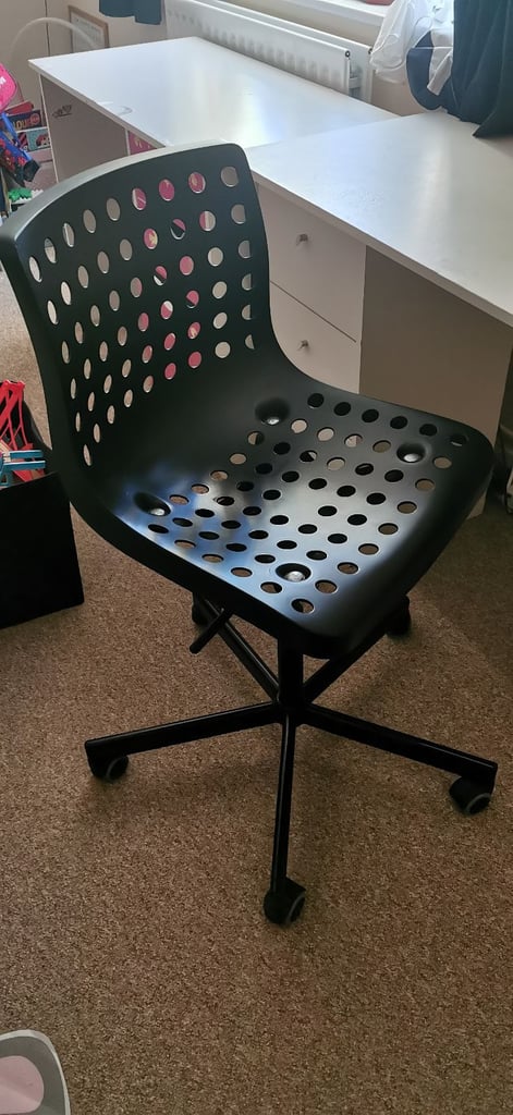 image for IKEA SKÅLBERG SPORREN Swivel Office Chair. Adjustable Height. On 5 rolling casters wheels.