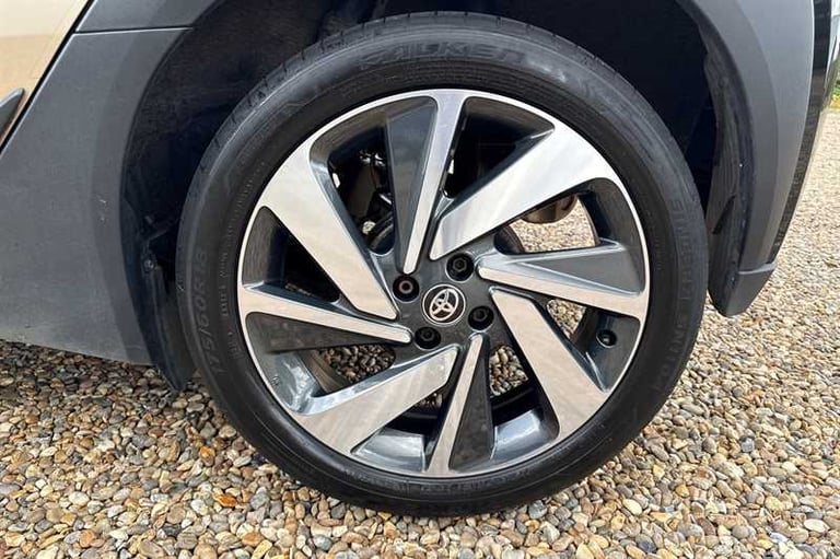 2022 Toyota Aygo X 1.0 VVT-i Edge Hatchback 5dr Petrol Manual Euro 6 (s/s) (72 ps) Hatchback Petr...