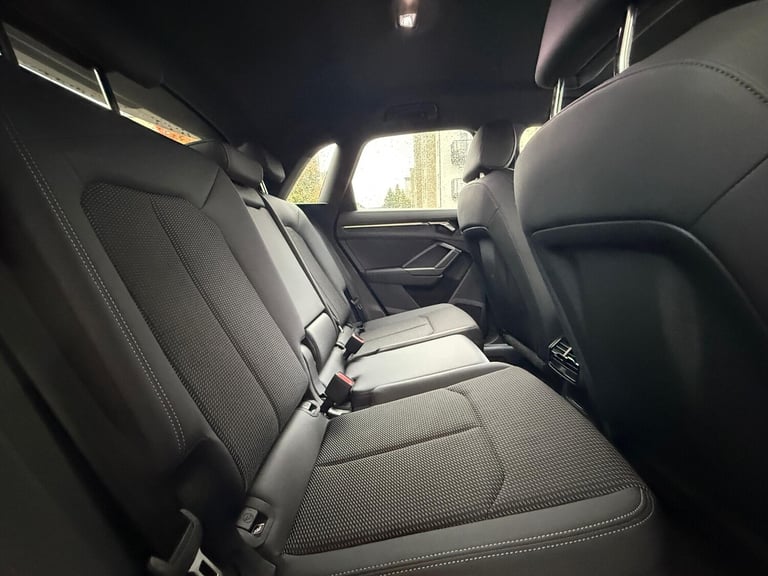  Audi Q3 1.5 TFSI CoD 35 S line SUV 5dr Petrol S Tronic Euro 6 (s/s) (150 ps) Petrol Automatic